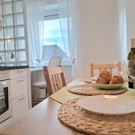 New In The Heart Of The Old Town Apartman